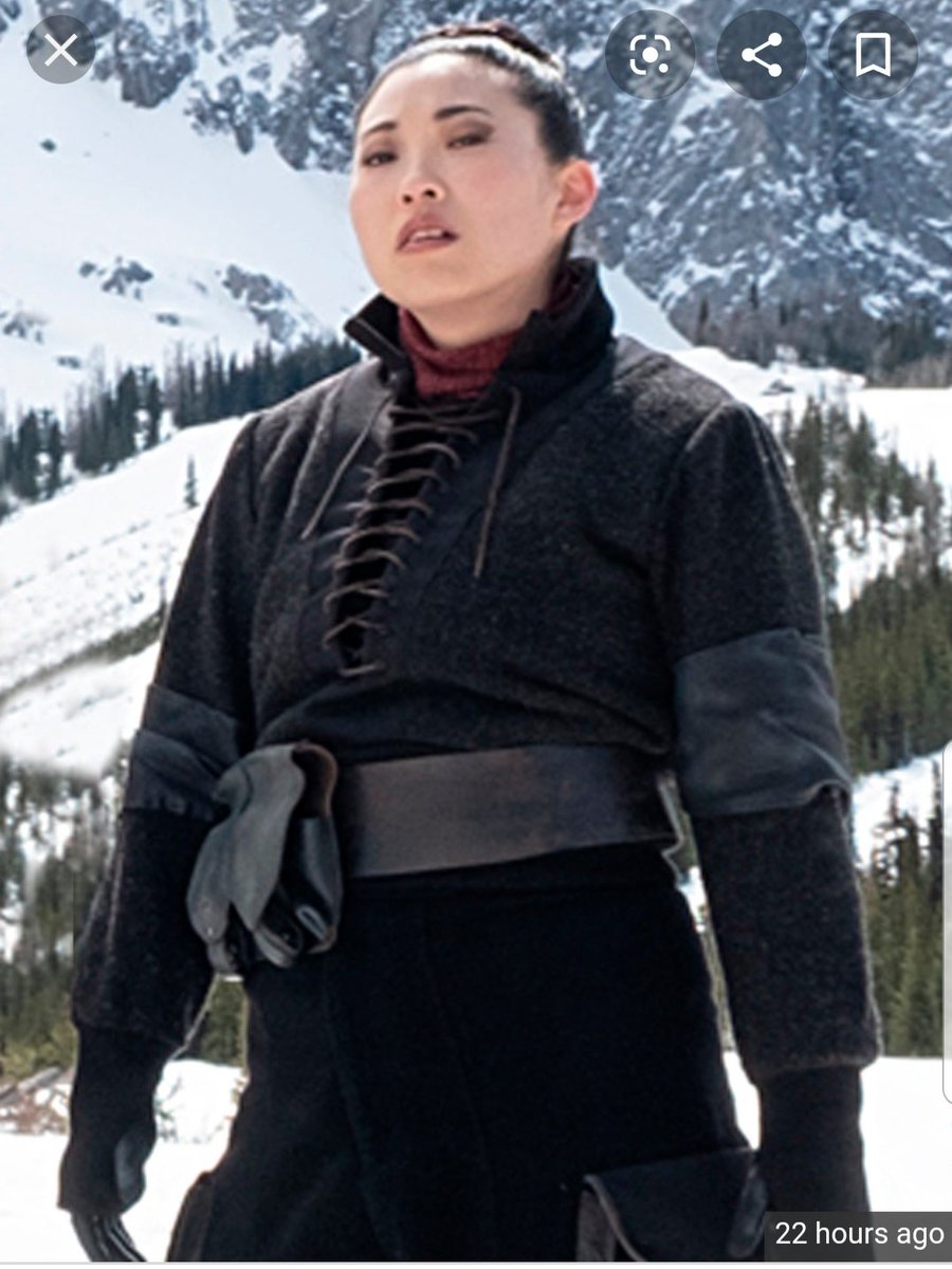Ajak_Mars's tweet photo. Am I the only one who kept seeing @awkwafina as Mulan in @jumanjimovie or nah? Cause it's ALL I could see and was so excited about it lol #JumanjiTheNextLevel #Jumanji #Awkwafina #Mulan #DisneyReference @Disney https://t.co/1rT3vGPbsD