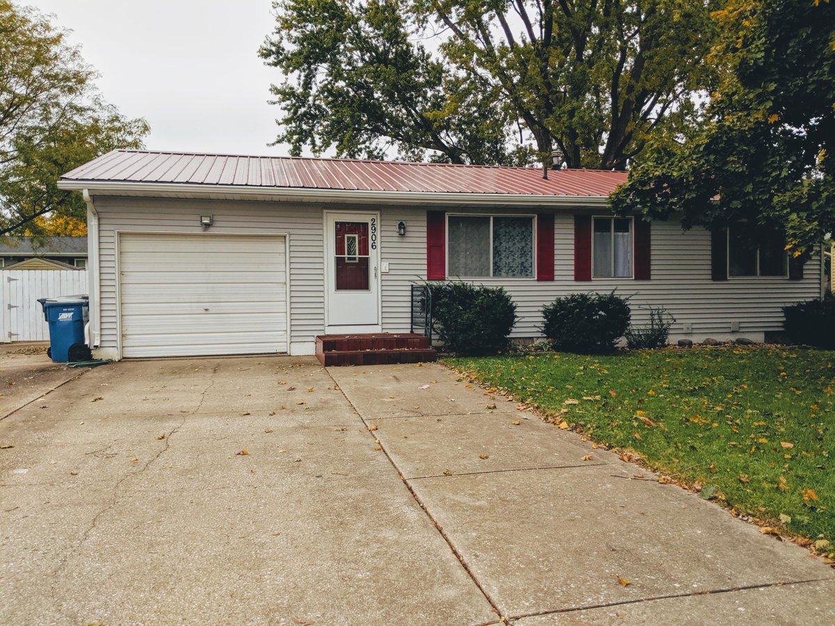 JeffManjoine's tweet photo. I would love to show you my #listing at 2906 BROADLAWN AVE #Muscatine #IA  #realestate https://t.co/lVvKVouokh https://t.co/UveLbCMPG6