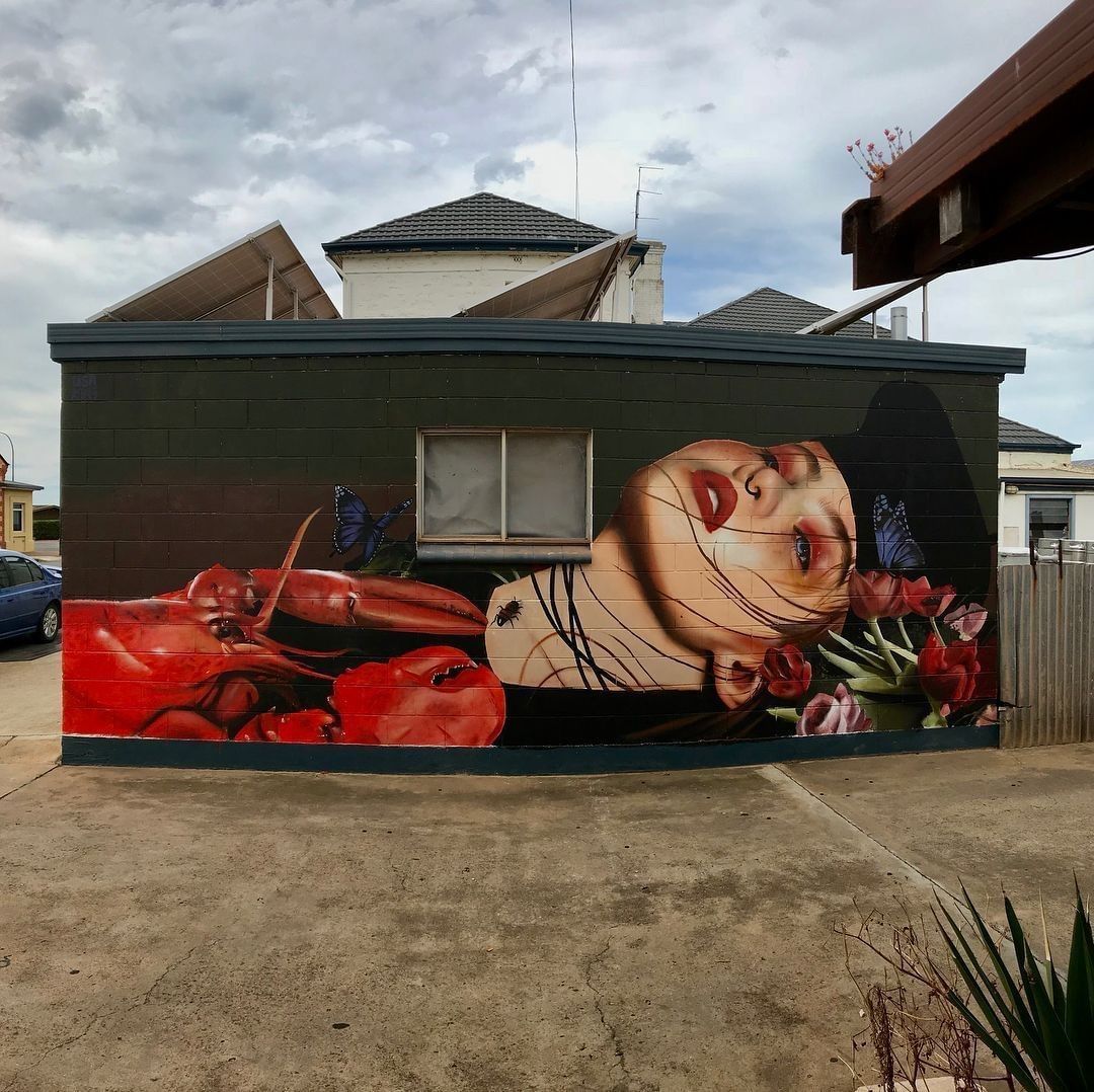 @artoflisaking para @colourtumbystreetart en colaboración con @juddyroller (2018) 💥