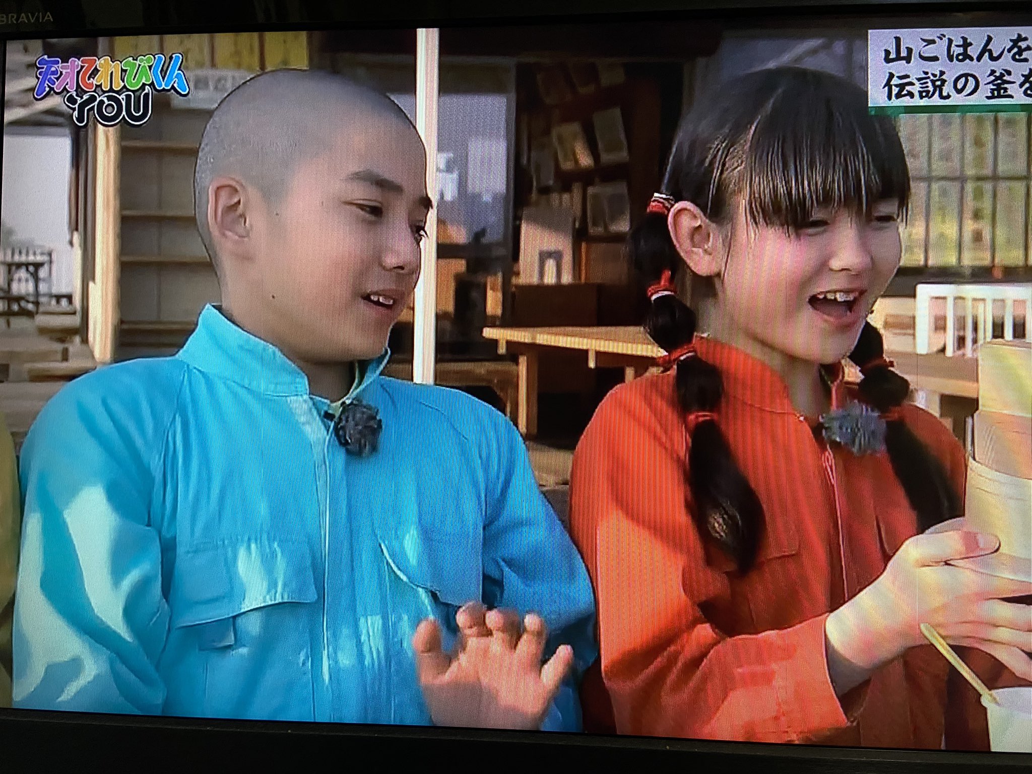 あお でも 2年目の映像見てたら 既に 赤や青のつなぎも着てたし 今年度も黄色のつなぎも着ていたので 年度ごとに変わるわけじゃないんですね 天才てれびくんyou 堰沢結衣 小澤竜心 辻晴仁 T Co Nvbfnqykz4 Twitter