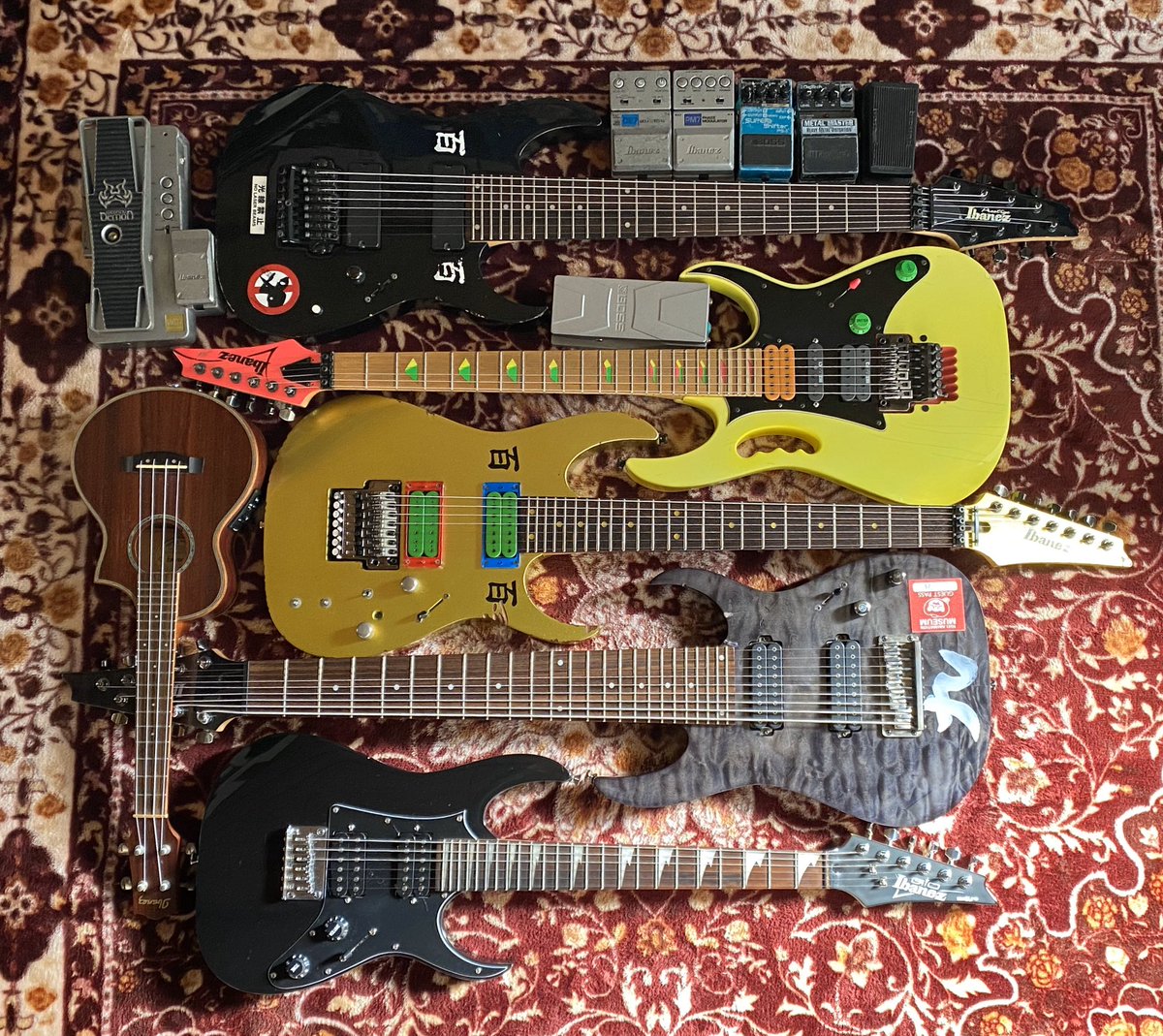 jackbadra's tweet photo. 今年もお疲れ様でした☺️
Thank you again this year…
#ibanezguitars
#ukulele
#mikro
#jem
#7stringguitar
#8stringguitar
#9stringguitar
#bosseffects
#digetech
#dunlop
#ibanezeffects
#elixirstrings https://t.co/R3CbUNmbUY