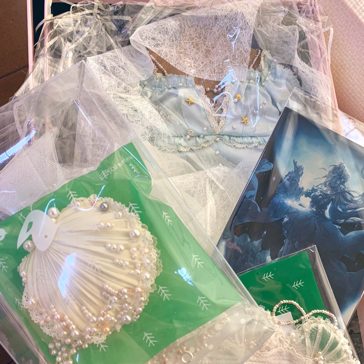 iroka0's tweet photo. 今年最後のドレスが届きました…👗
はるばる海を越えて…☺️💕
素敵過ぎて言葉が出ない…👼💕

どの子に着せようかな…👗💕
わくわく🤤💕 https://t.co/VWqoju0hWV
