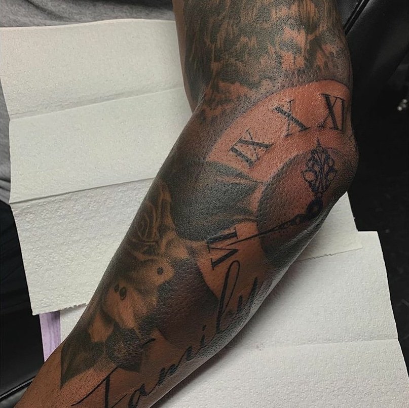 Hyenatattoos's tweet photo. Black & Gray Sleeve by @dolphintattoos
#sleeve #sleevetattoo #blackandgraytattoo #blackandgray #clocktattoo #lineworkandshading #guyswithtattoos #hyenatattoos https://t.co/oPzZXkbAAM