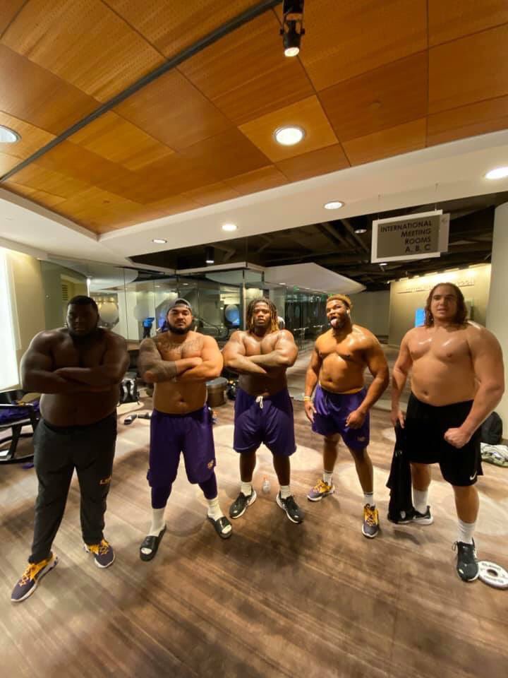WeAreBigGuys's tweet image. Linemen are just fat guys tho right? 🧐🤯 
@LSUfootball
