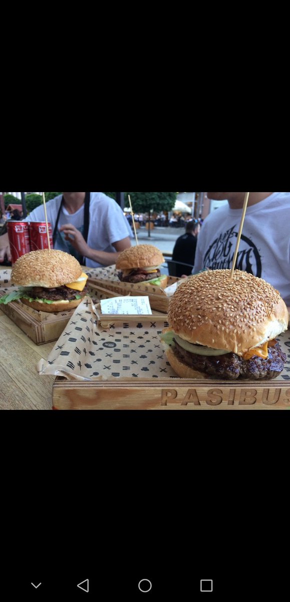 hans_olo_77's tweet photo. @SmexysYT Wenn du gute Burger magst, empfehle ich dir @pasibus. Mit die besten Burger, die ich gegessen habe und preislich auf Cuba Libre Niveau https://t.co/tGn5360g9r
