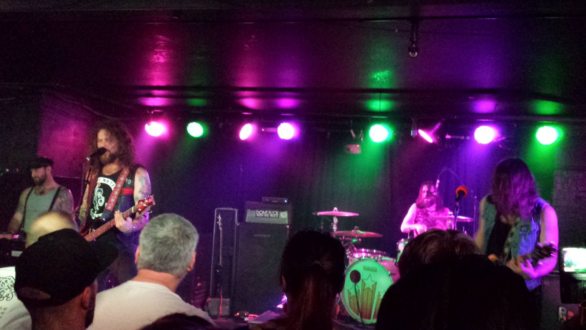 marianne_rocks1's tweet photo. My voice is gone & ears are still ringing - what a night!๐ @RebelleCanada & @OldJamesBand got the crowd Rockin'! Then @Monster_Truck_ tore up the stage and ROCKED my winter woolies off!!๐๐ธ๐ค Wicked show! #MonsterTruck #TrueRockers @rebel101rocks https://t.co/gqO8IlPE3H