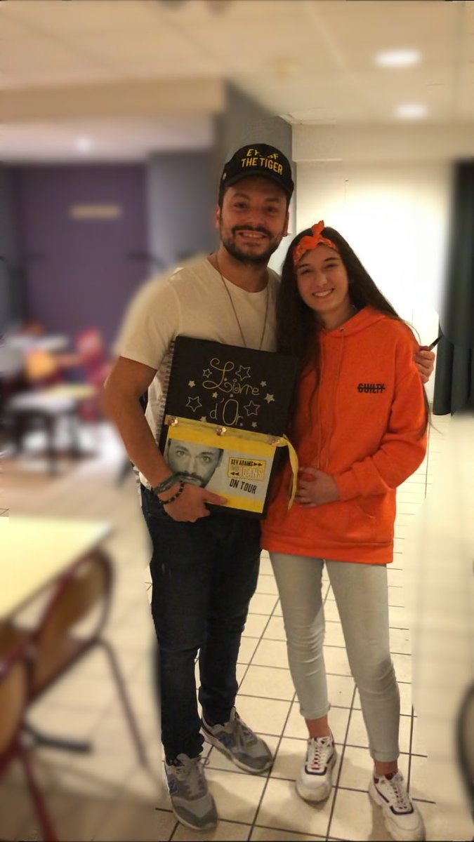 Lyze_mey's tweet photo. J’arrive pas à croire que cette aventure a pris fin ce soir 🥺❤️🔥
Merci pour les 7 exceptionnel que j’ai fait, pour les photos, les autographes et le reste 🥰❤️
Ce soir t’as tout déchiré !!! Sois fière de toi 🔥❤️✊🏼
#KevAdamsEnDirect #MerciKev https://t.co/HSFkOgfxsc