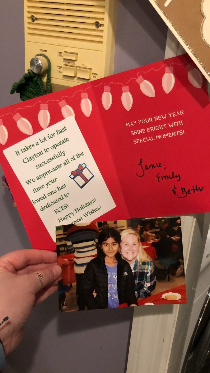 Thanks <a href="/Brhyne39H/">Beth Rhyne</a> <a href="/ecbatch/">Emily Batchelder</a>  for making my mom cry!😂 love this picture❤️