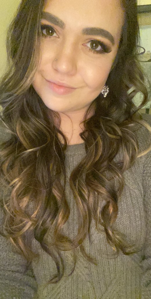 mirandanorris_'s tweet photo. For reference... https://t.co/kMHgWw0buD