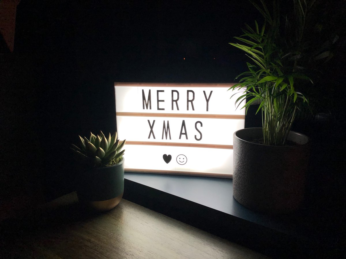 Merry Christmas and a Happy New Year!! We look forward to welcoming  our guests in 2020. #weekendescape #2020 #familyandfriends #livingfortheweekend #letshide #inthecountry #weddings #birthdays #reunions #justbecause