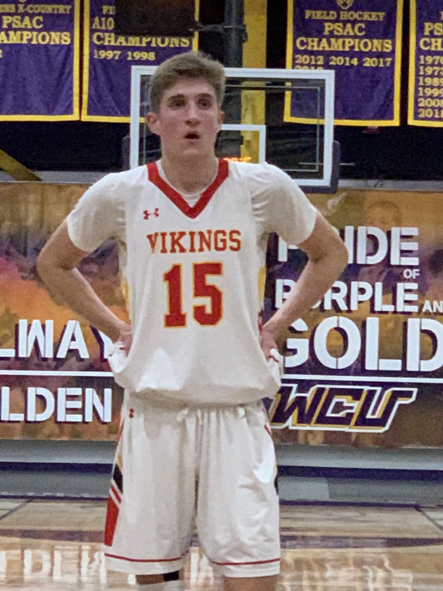 BigStarRawSport's tweet image. I don’t care, I’m making an even bolder statement than I did last week. ANDREW CARR is the most SKILLED “TALL KID” that I’ve seen this season so far, By a landslide. At 6’ 10” he’s performing surgery in the paint. Therefore, I hereby nicknamed him “DR. CARR” 🥼 #NotUpForDebate