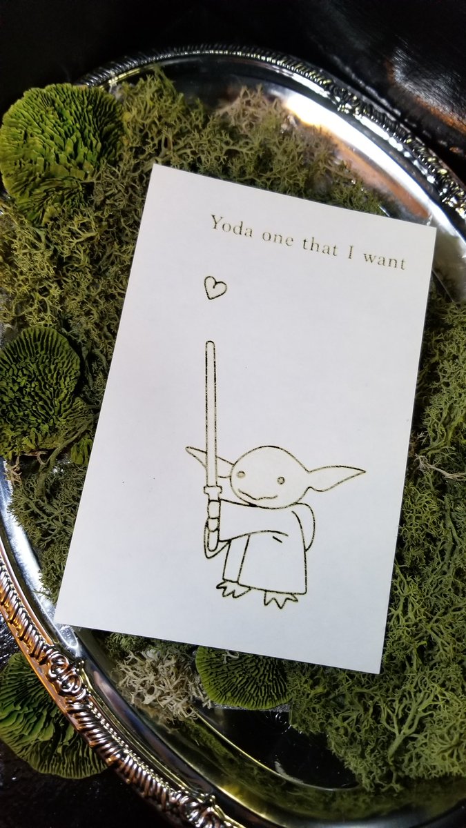 When you love a Nerd 🖤
#StarWars #PaperArt #LoveNote #DoYouEvenCraft