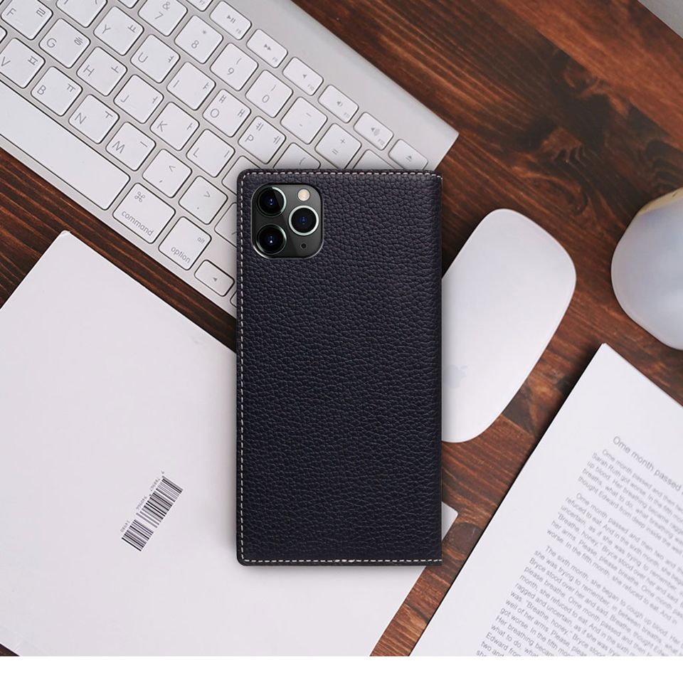 roa_press's tweet photo. ★おすすめケース★
SLG Design Full Grain Leather Case
#スマホケース #iphoneケース #アイフォンケース #手帳型ケース #iphone11pro #iphone11 #iphone11promax #本革 #牛革 #お洒落なデザイン #高級感 #slgdesign #mycaseshop https://t.co/6gapVjQ1qZ