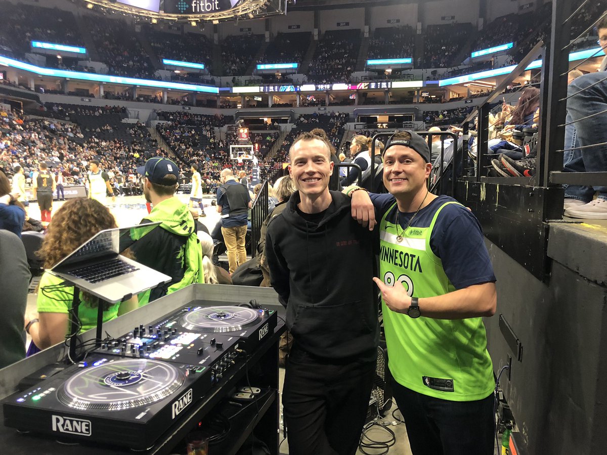 DJMadMardigan's tweet photo. Chillin with the one & only @DJSkee at tonight’s @Timberwolves game. Much respect to this dude right here. He’s inspired me to hustle, grind, expand, and never stop honing my craft.
#MinnesotaStandUp #Timberwolves #GenNOWdjs https://t.co/Wjf0zgJG28
