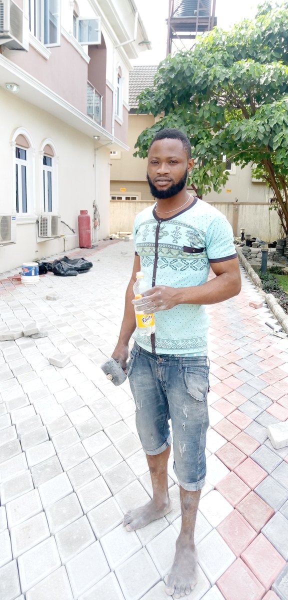 ChristainSimon's tweet image. GOD OF Z SHOW LOVE