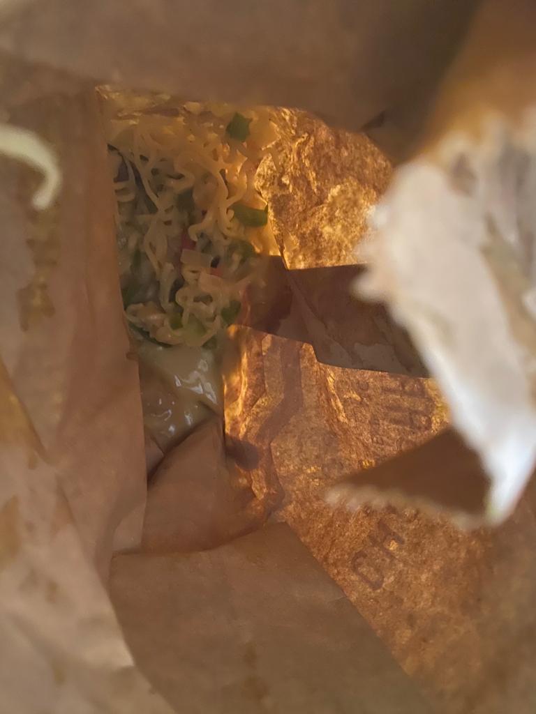 DebashishTech's tweet photo. Ordered food from zomato(ord-1762478640 ) and the food came all spilled. Didnt even received full refund. This is how they are looting customers. Support service don't provide option to call.Well it is not matter of money but matter of trust.#scam @deepigoyal @ZomatoIN @Zomato https://t.co/1DhJ0C1vcb