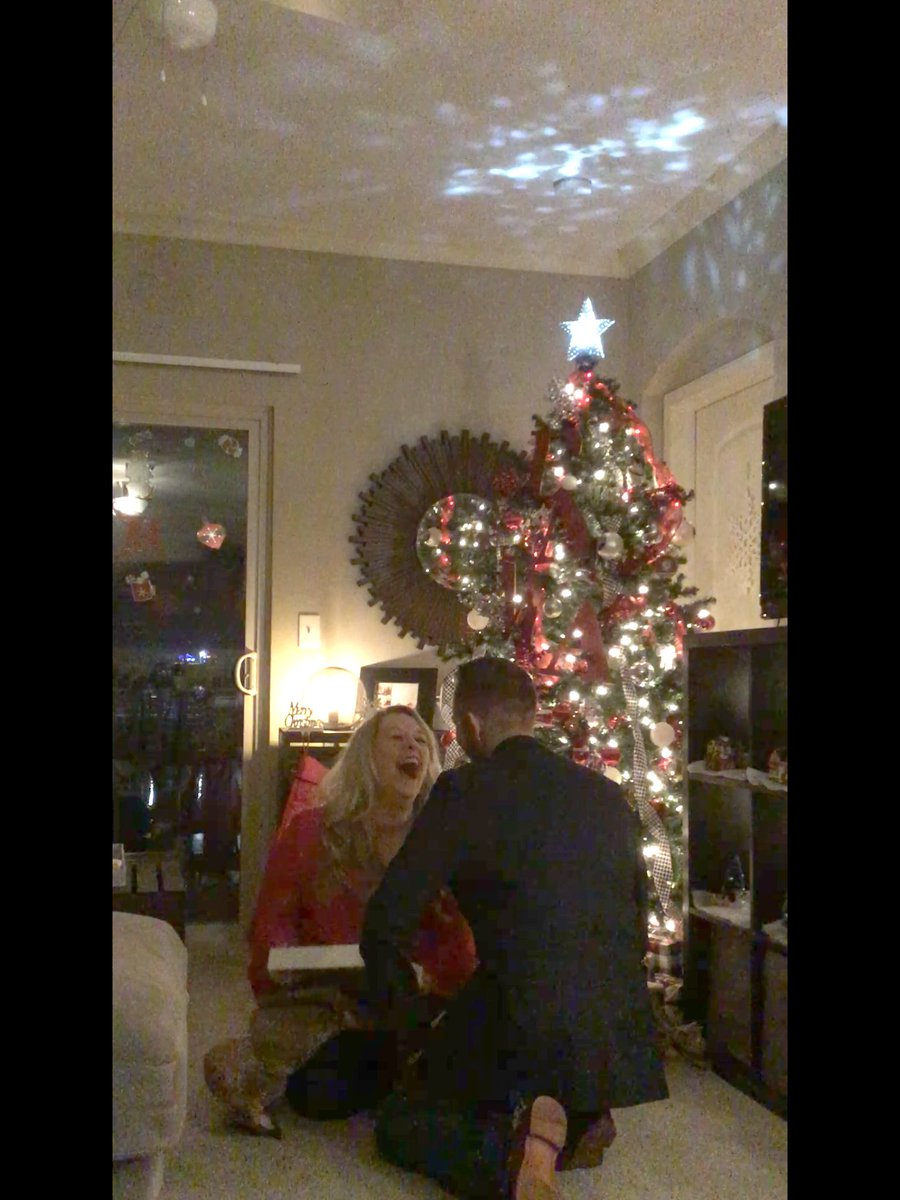LB_BSB1989's tweet photo. When you get engaged to the biggest @AlabamaFTBL fan... itβs only appropriate to say #RollBride https://t.co/GYxw1BUAN1