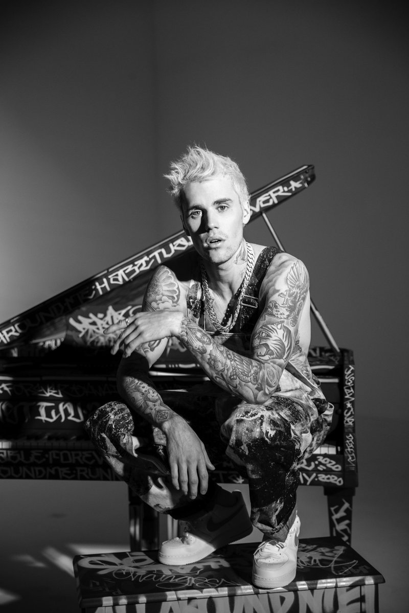 justinhailey94's tweet photo. #Bieber2020
Who's watching the Trailer for the New Album Over and Over Again?
Me
#JBFOREVER
#jb5iscoming
#JustinBieber2020 https://t.co/b6bCSm83cI