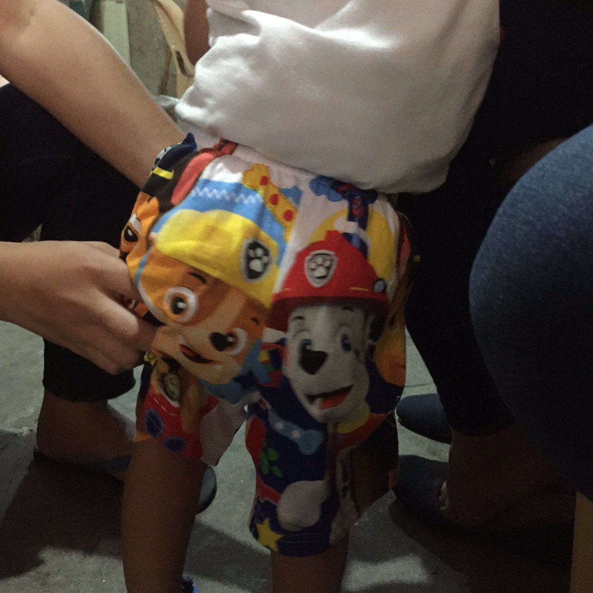 Hi guys skl yung cousin ko na hinabol ng aso dahil nakita yung suot niyang short😞 haisxt nagulat kami bakit tumahol yung aso at hinahabol siya. 😂🐶
