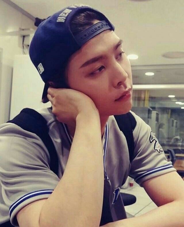 johnnyjaeisreal's tweet photo. ไม้เอกไม้โทไม้อะไร แจยอน ไม้หลบตาพี่ได้มั้ยคะ ? https://t.co/B1aIOxwRUM