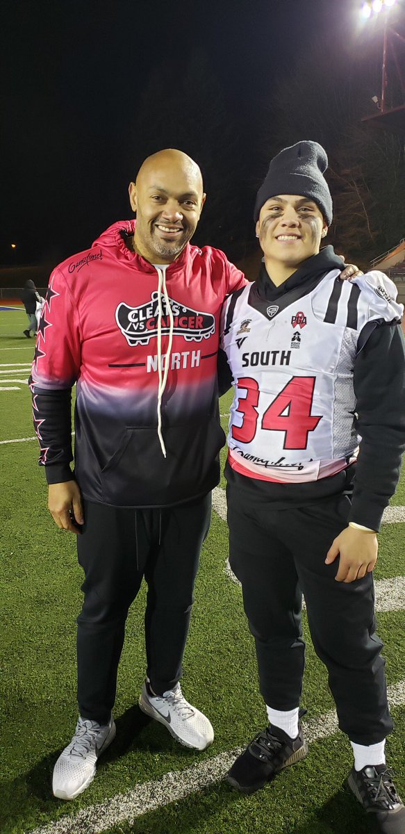 kadeg_6's tweet photo. Grateful to have an opportunity like this to play with amazing coaches and players for a great cause! It was a great way to end my senior year! A special shoutout to all of my family that came to see me.Thank you to @DerekSparks5 and everyone else who made it happen @CleatsV https://t.co/1xIioTip3C