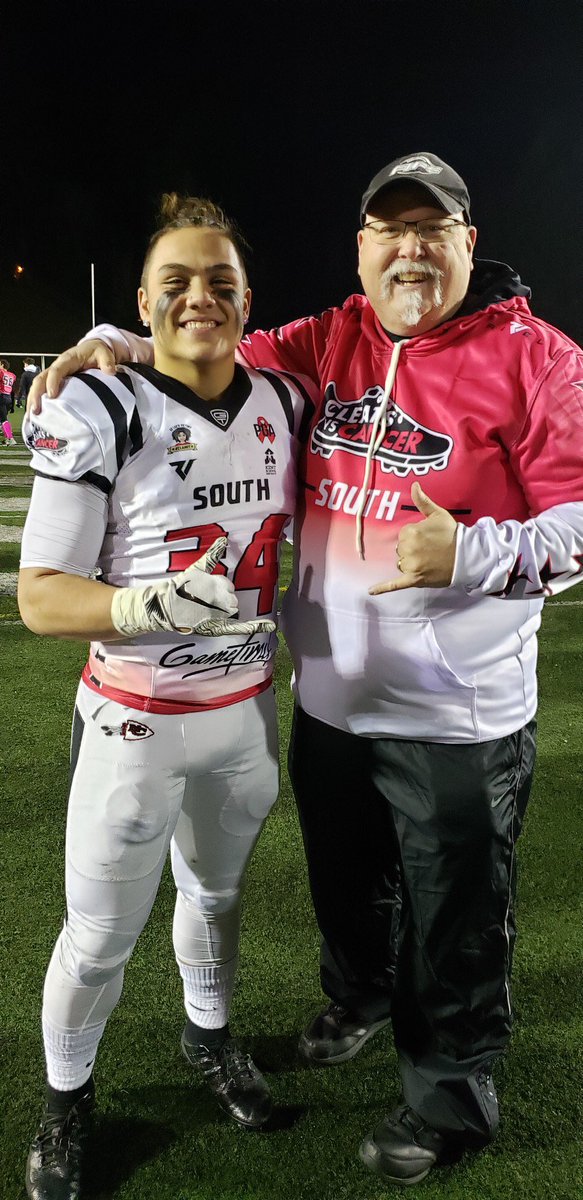 kadeg_6's tweet photo. Grateful to have an opportunity like this to play with amazing coaches and players for a great cause! It was a great way to end my senior year! A special shoutout to all of my family that came to see me.Thank you to @DerekSparks5 and everyone else who made it happen @CleatsV https://t.co/1xIioTip3C