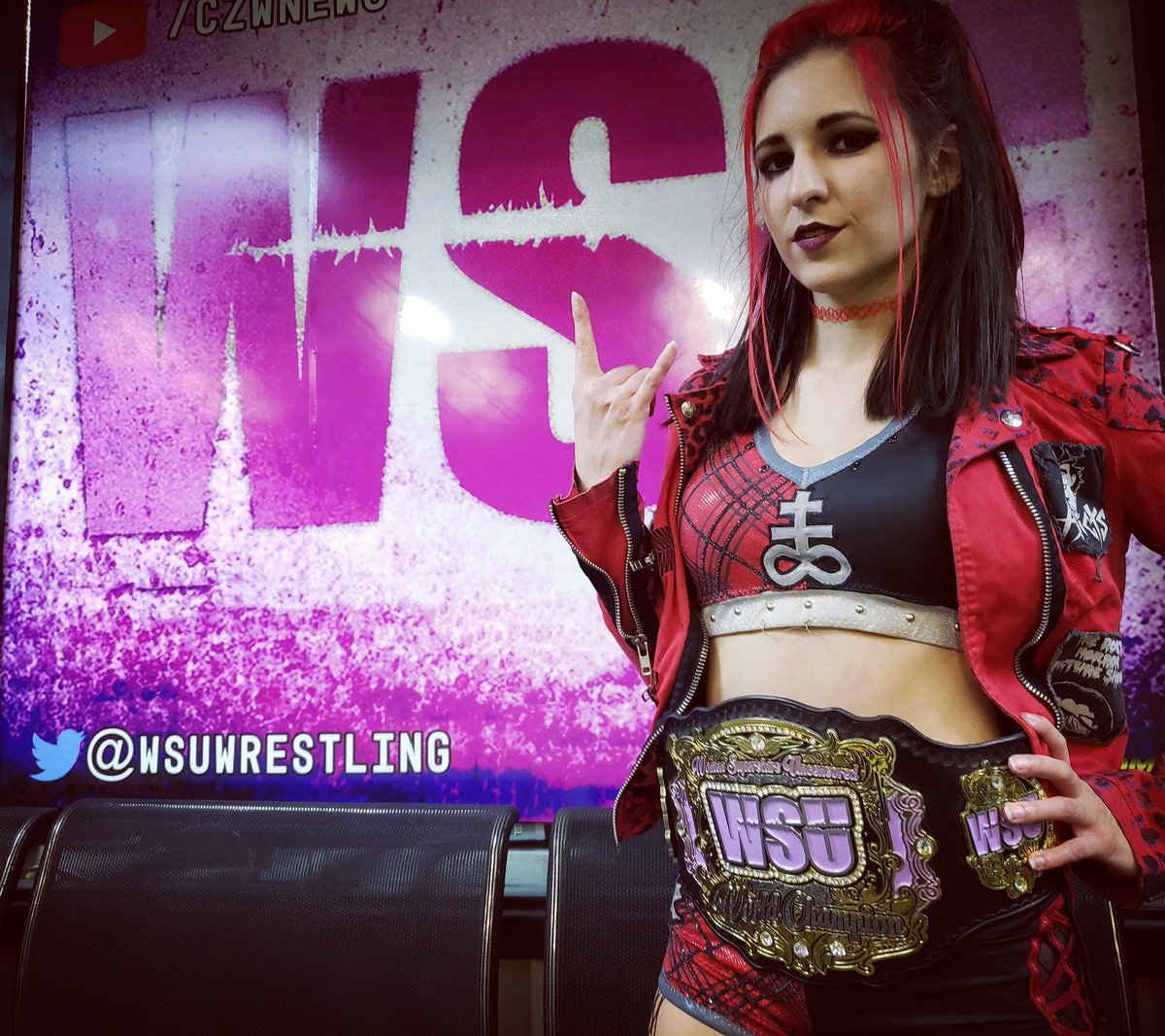 And Still 🖤❤👊