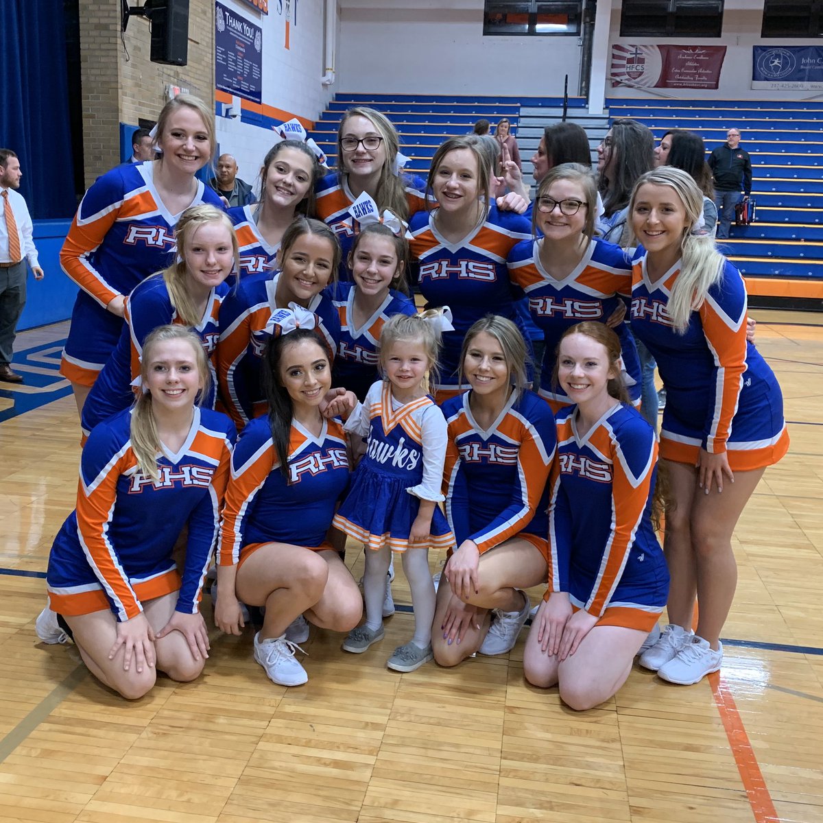 RHShawkcheer's tweet photo. Our biggest fan 💙🧡📣 https://t.co/LYKpmBMZTV
