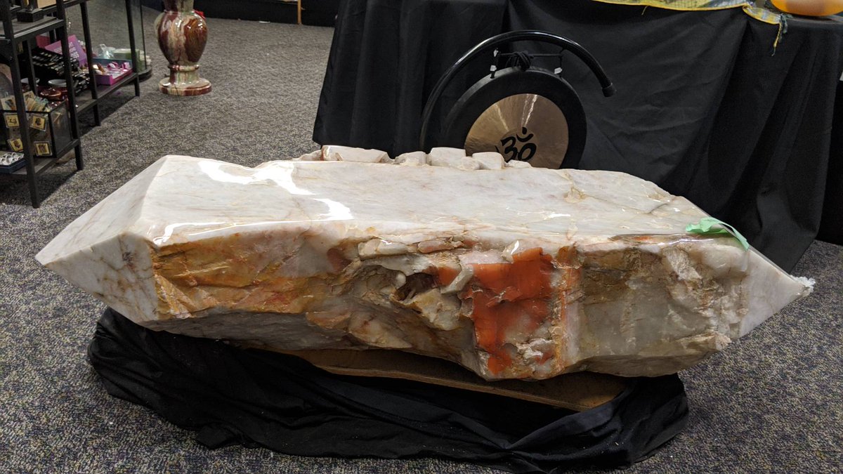 NTRocksTexas's tweet image. Christmas has passed but the sales are still here! Fossilized Crinoid Bulbs, giant terminate Quartz Crystal, Citrine and Amethyst Cathedrals, Onyx Cases and ever more than what's pictured here!
#fossils #fossillovers #ATX #atxthings #atxlife #crystals #geology #crystalhealing