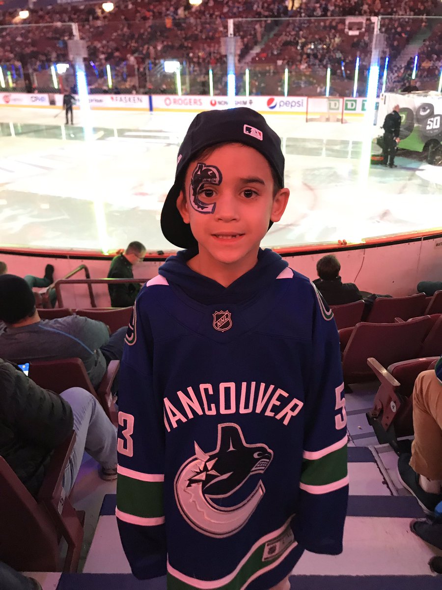 CortneyLessard's tweet photo. Game time and this kid is ready!  #Canucks #WeAreAllCanucks https://t.co/NGkCdtvnGd