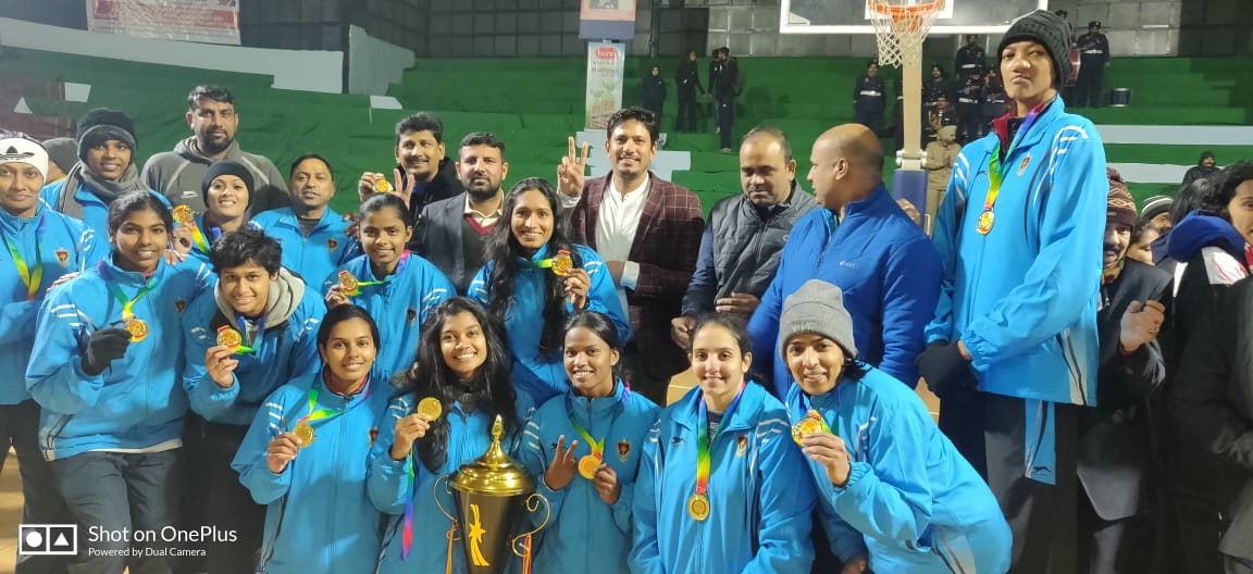 Congratulations👏👏👏

Indian Railway Basketball Women team won the 70th Senior Women National Basketball Championship 2019-20 held at Ludhiana from 21st to 28th December, 2019 by defeating Kerala 68-55 goals.
