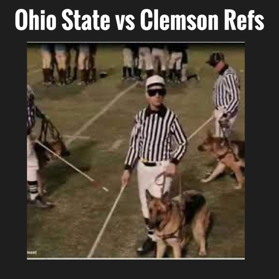 irish4444's tweet photo. You can tell they want LSU vs Clemson #CFBPlayoff #OhioState https://t.co/67ZS1gdVG1