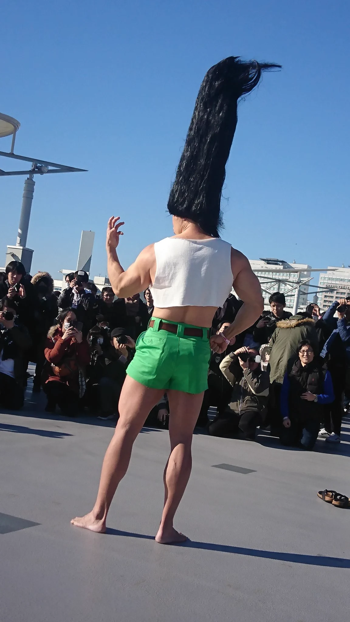 なかやまきんに君、ゴンさんのコスプレをするwww
