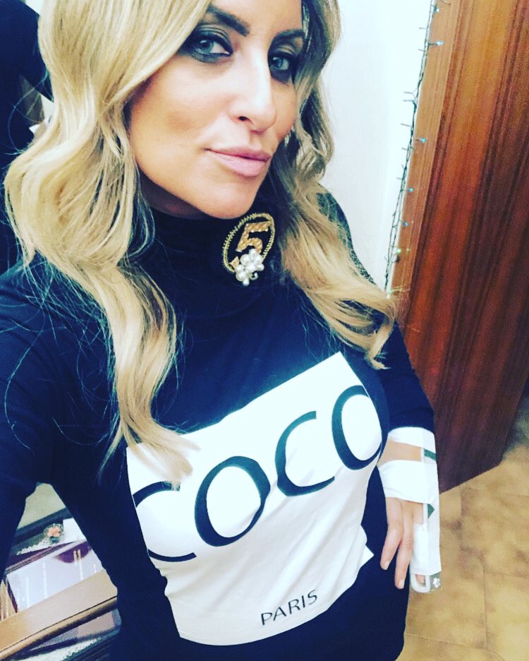 “Coco? Oui... c’est moi!” #coco #chanel #numero5 #paris #francescarodolfo ❤️