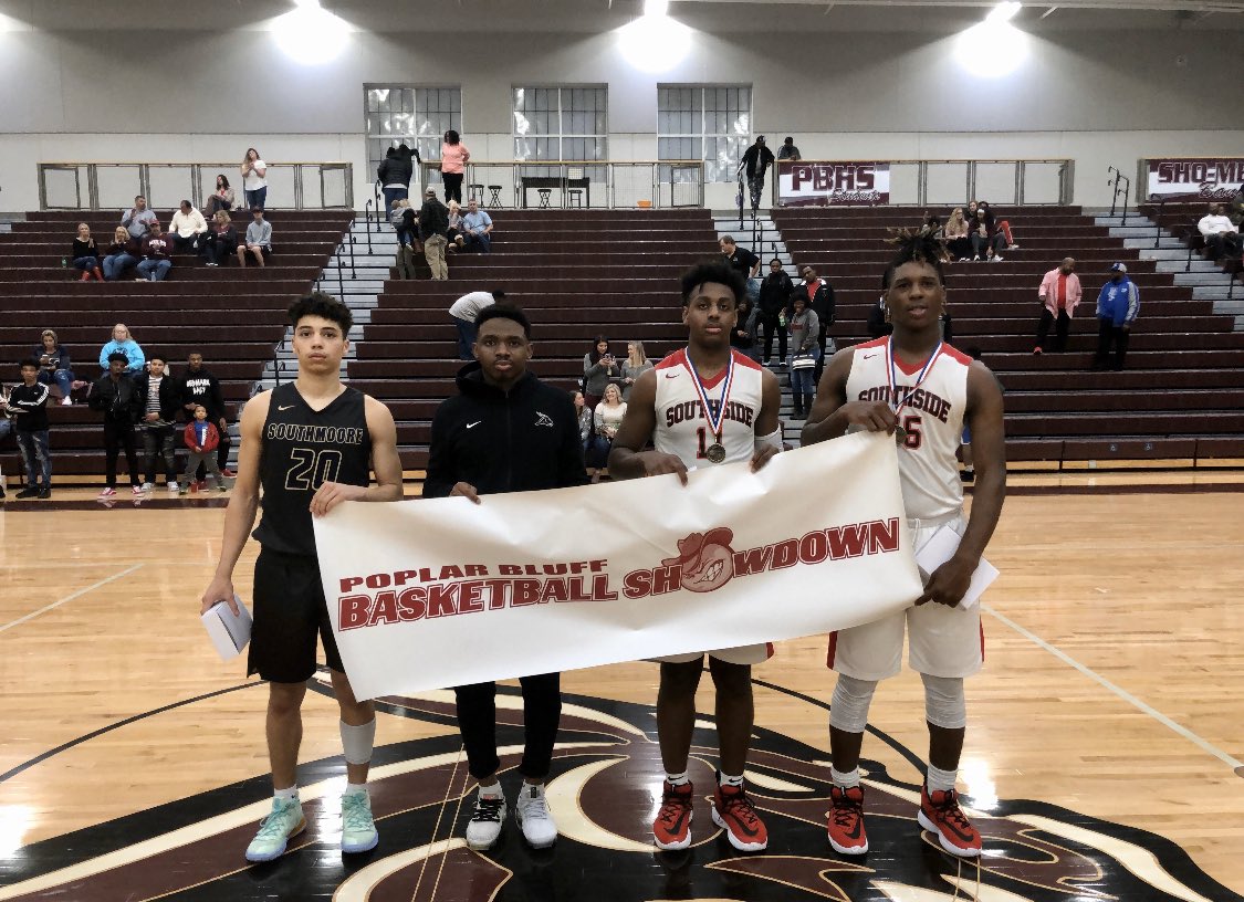 SouthmooreHoops's tweet photo. PB ShowCase Championship -Final 
Southmoore SaberCats - 60
Jackson TN South Side Hawks - 70 https://t.co/l02TiVUSx2
