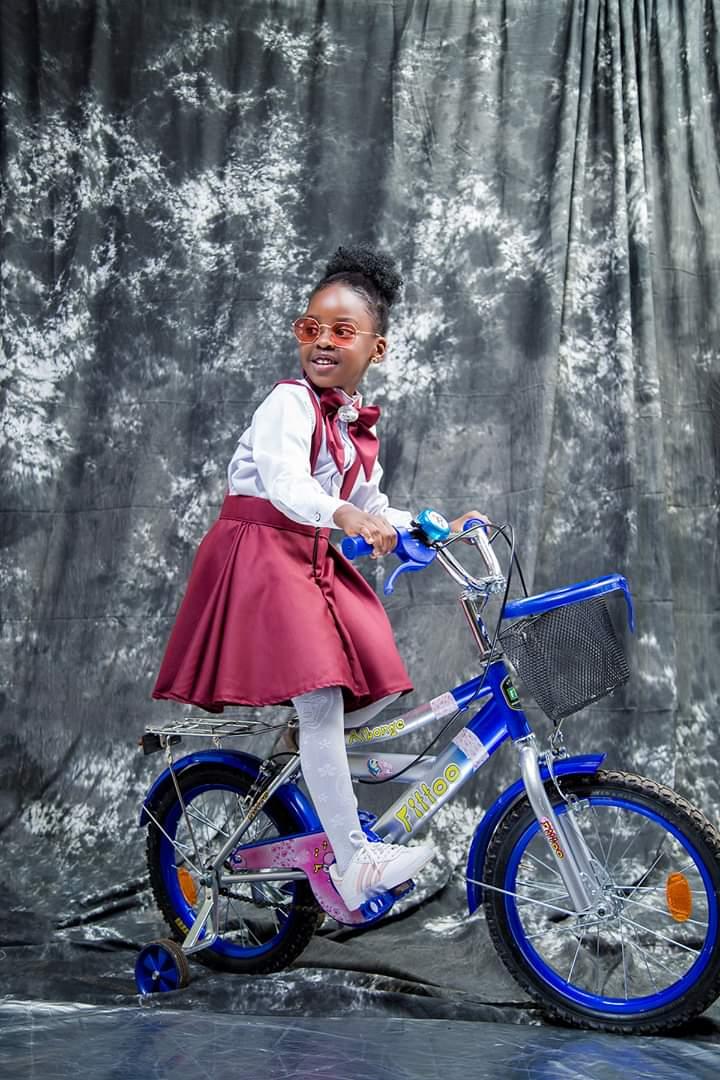 REMAUG1's tweet photo. ❤❤❤❤🎊🎊🎉🎉🎉🎈🎈🎈🎀🎀🎀 @aamaal__musuuza  💞 https://t.co/H1gop4c2J9
