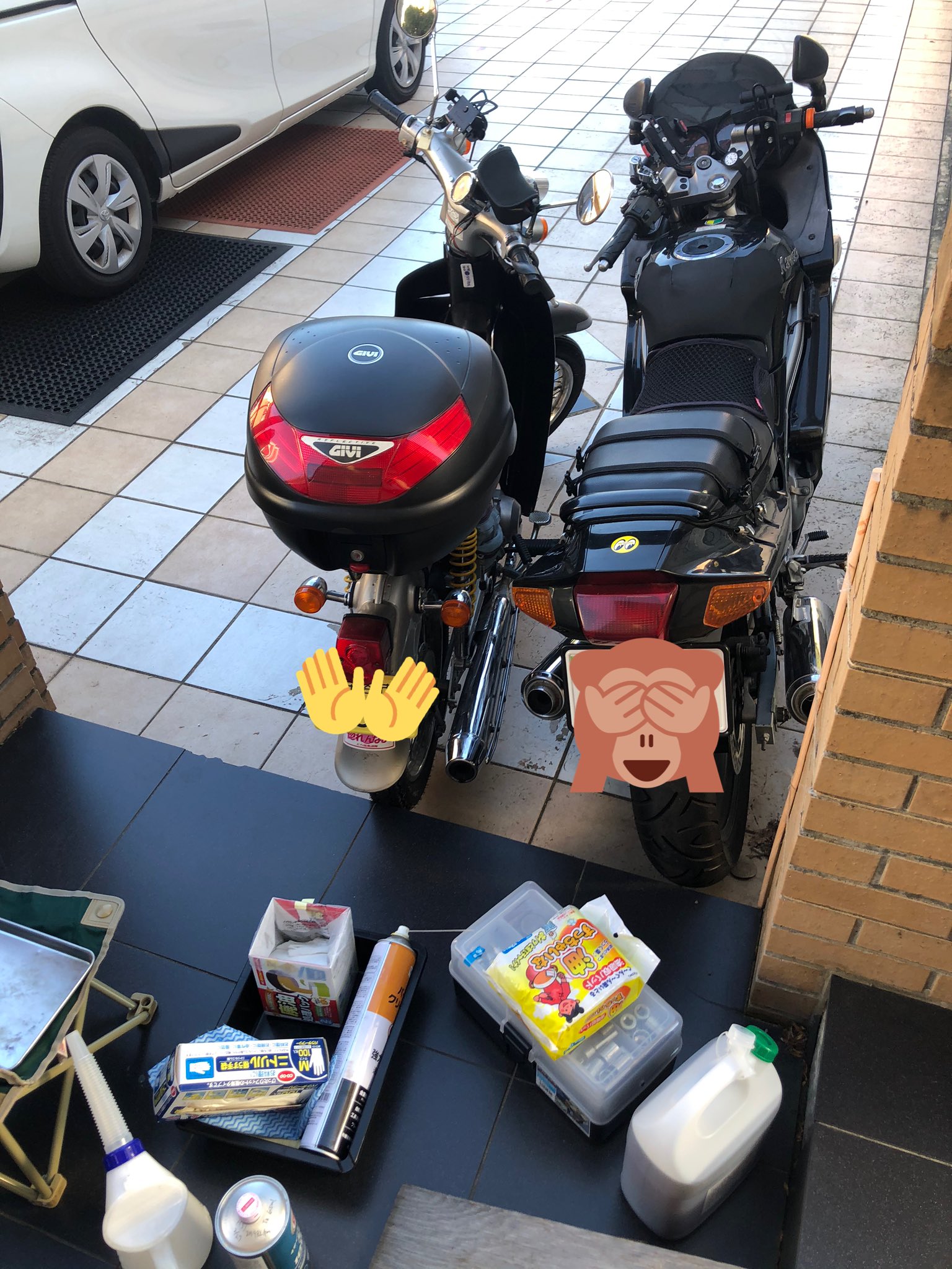 きおな モンキー125 フィールダー乗り リトルカブのオイル交換 前回オイル交換19 02 27 259km 121km走行 19 12 29 km カブ全然走ってないけど 1年経つから交換 百均の廃油処理パック凄く楽 リトルカブ オイル交換 エコオイル