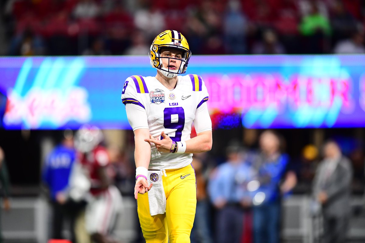 SouthernPigskin's tweet photo. There hasn’t been a team in the country that’s played in more high profile games, or played better in them, than @LSUfootball… and every time it seems like they’ve peaked, they go to another level:

https://t.co/ZDt1hhMqIM https://t.co/uALDJSW4Og