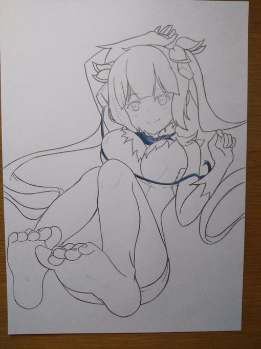 ちょっと線画(,,・ω・,,)
肌塗ろうかな... 