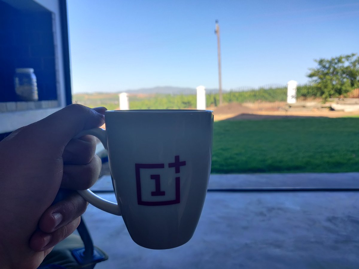 MatthewEngelbr6's tweet image. Every morning in South Africa I get to wake up to a good cup of coffee in my favourite mug. #everydayisaOnePlusday 
@oneplus @OnePlus_IN @Vikas_AGL