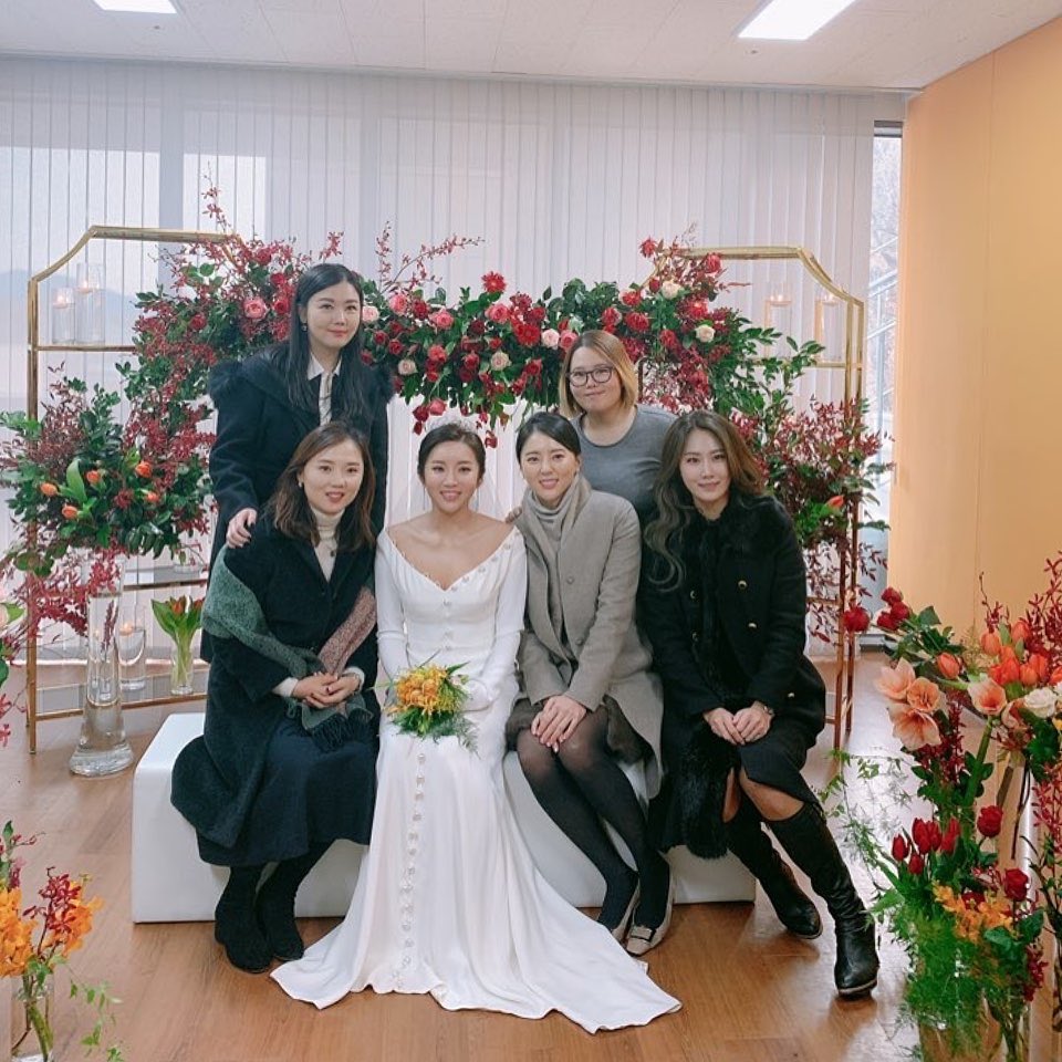 ユンチェヨン イ・ボミが俳優イワン氏と挙式💖熱々の模様をユンチェヨンがインスタにアップ 👉  スマイルキャンディーも人妻か😍 🤜日本から駆けつけた女子ゴルファーと共に日韓の架け橋になって欲しいね⛳️😊 #イボミ #ユンチェヨン  #キムハヌル #アンソンジュ ...