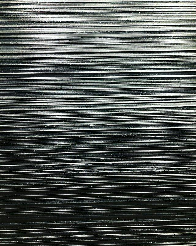 lesoeils's tweet photo. #soulages #graphic #black #noir https://t.co/TgSU6o1Mqn https://t.co/eS5KH441ys