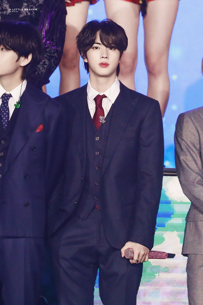 HOT: When BTS Jin Wears Suits, He Knows What He's Doing