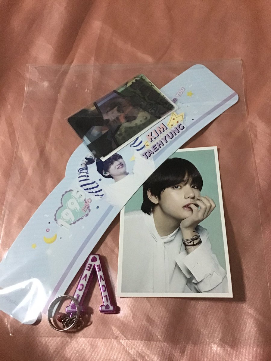 taetaeminsuu's tweet photo. ขอบคุณโปรเจคน่ารักๆสำหรับปีนี้ด้วยนะคะ ไปทันspecial giftด้วยดีใจมากก 🥳💜
@beemyselfV7
#BDAYtomyshiningV #HappyTaehyungDay https://t.co/g0D15JcvAV
