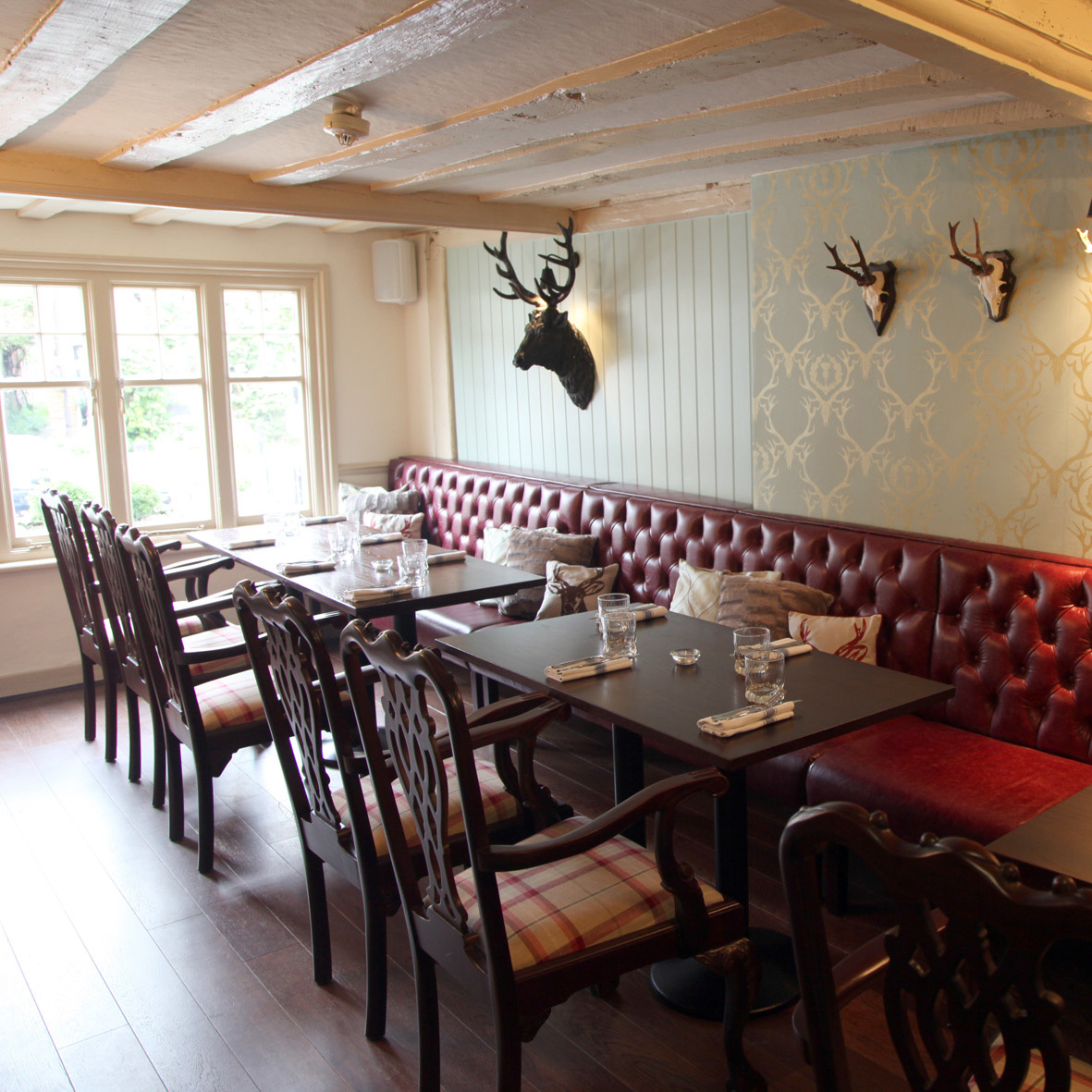 Bringing a little regularity to the Christmas limbo for you... 🎄🤔 We're open our usual Sunday hours today, serving up our tasty roasts with all the trimmings between 12.00pm and 5.30pm!
.
.
.
.
.
@richardphillips9627 #xmasday #xmas2019 #christmasfood #christmas2019 #christm ...