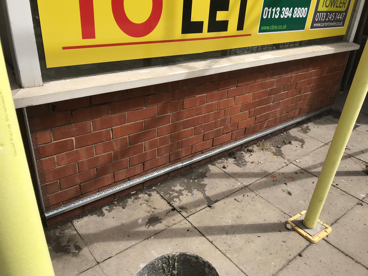 WGLStoneclean's tweet photo. Wall before and after rendering with K-Rend #rendering #stoneclean #building #construction https://t.co/fHCYDBnKKO