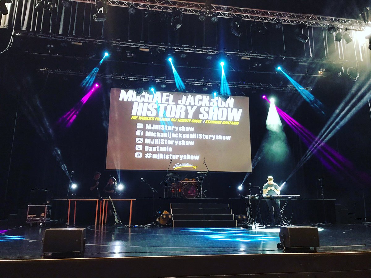 GOLD COAST! You brought the house down last night... @thestargoldcoast See you again Dec 31st! 🎉🎶 #newyearseve #party #mjhistoryshow