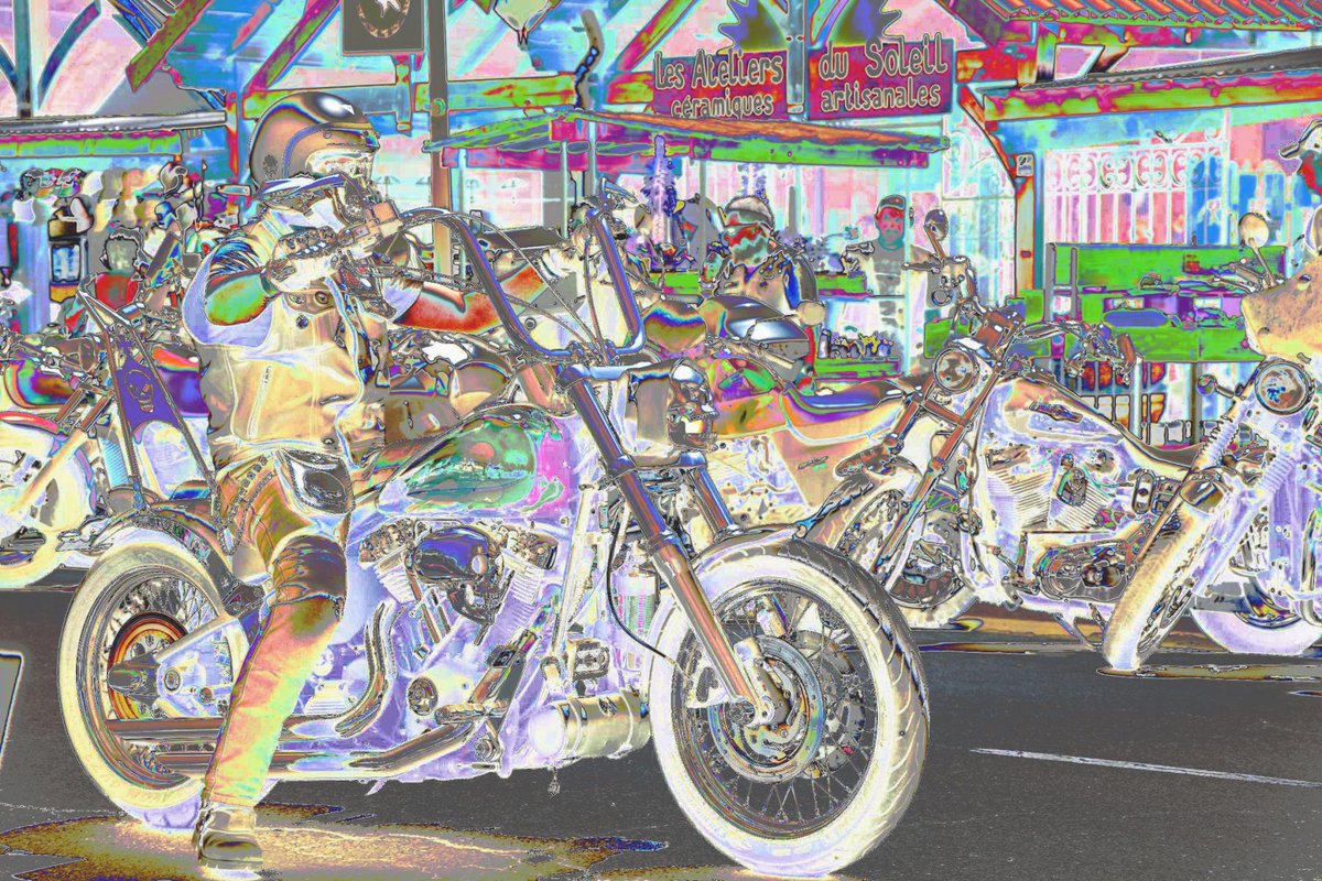 Les événements motos 2020 sont sur : andre-harley.com/agenda/ Merci de partager. A+ André.
