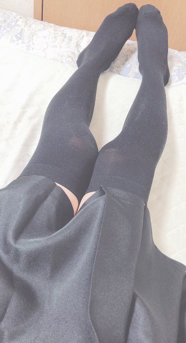 自信があるのは脚の細さだけ〜 https://t.co/6zlxJ5Dw82<a href="/tag/%E6%96%B0%E3%81%97%E3%81%84%E3%83%97%E3%83%AD%E3%83%95%E3%82%A3%E3%83%BC%E3%83%AB%E7%94%BB%E5%83%8F"class="tags"><span>#新しいプロフィール画像</span></a>