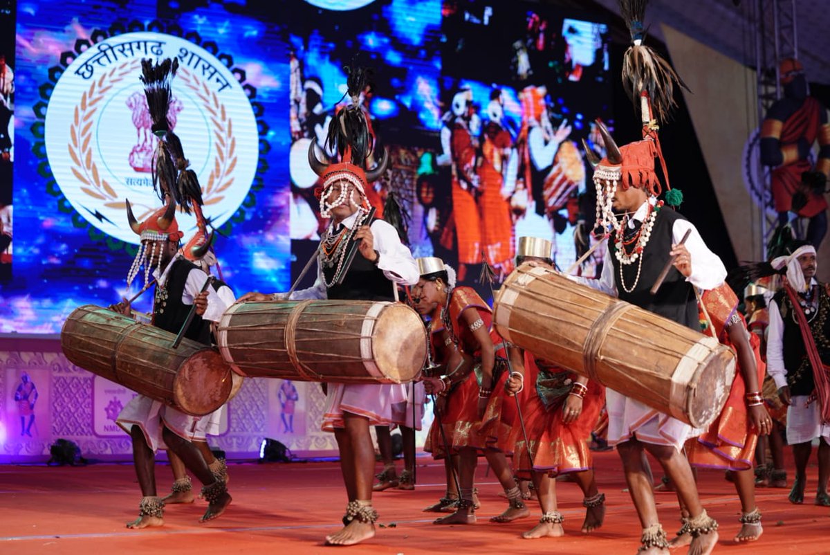 tribalfest2019 on Twitter: "गौर नृत्य, बस्तर(छत्तीसगढ़) . #CGTribalFest2019  #TribalFest2019… "